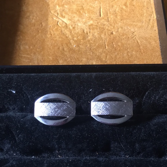 Silver plated Cuff Link - Picture 1 of 3